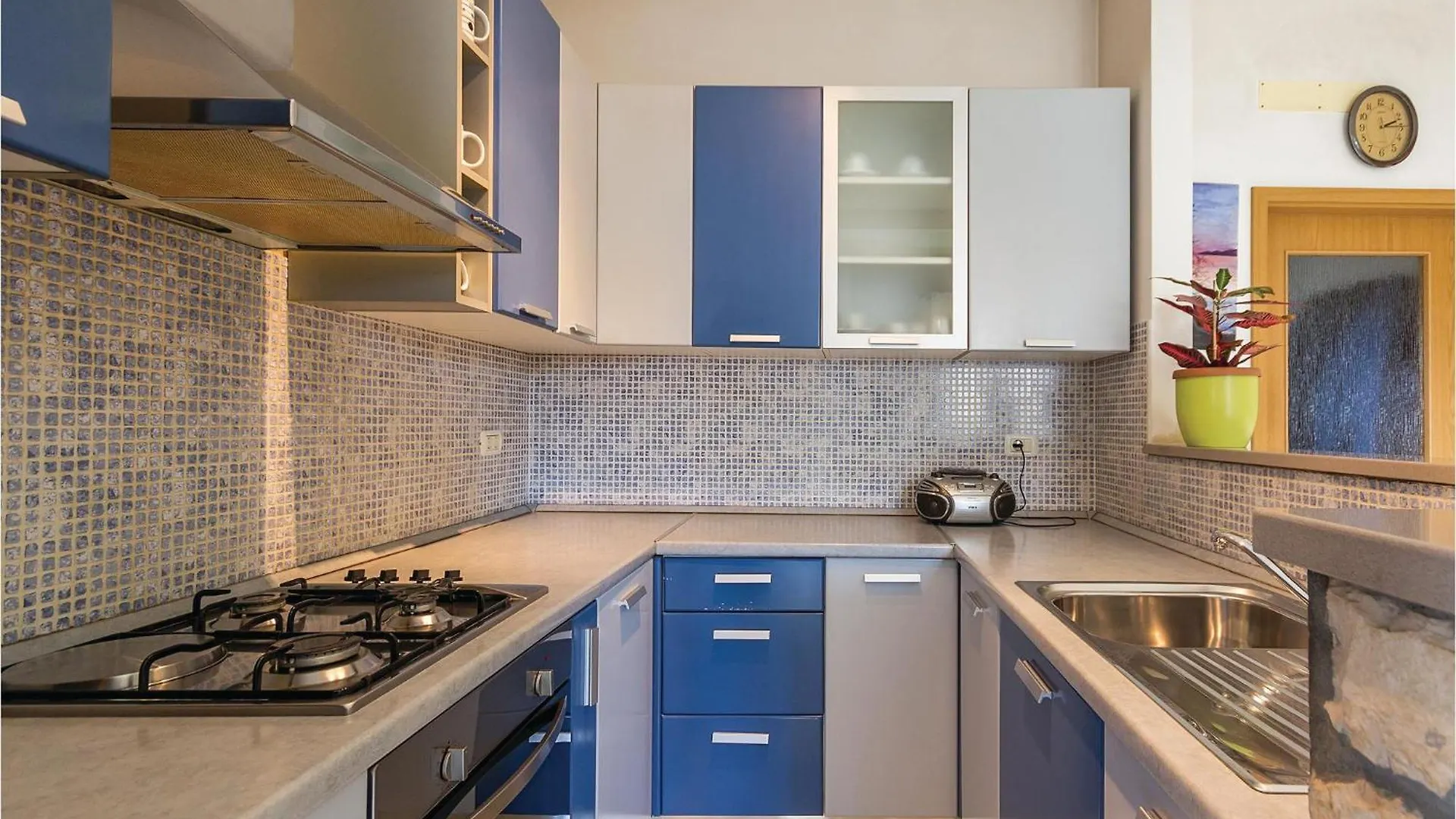 Beautiful Home In Plomin With Kitchen Holiday home